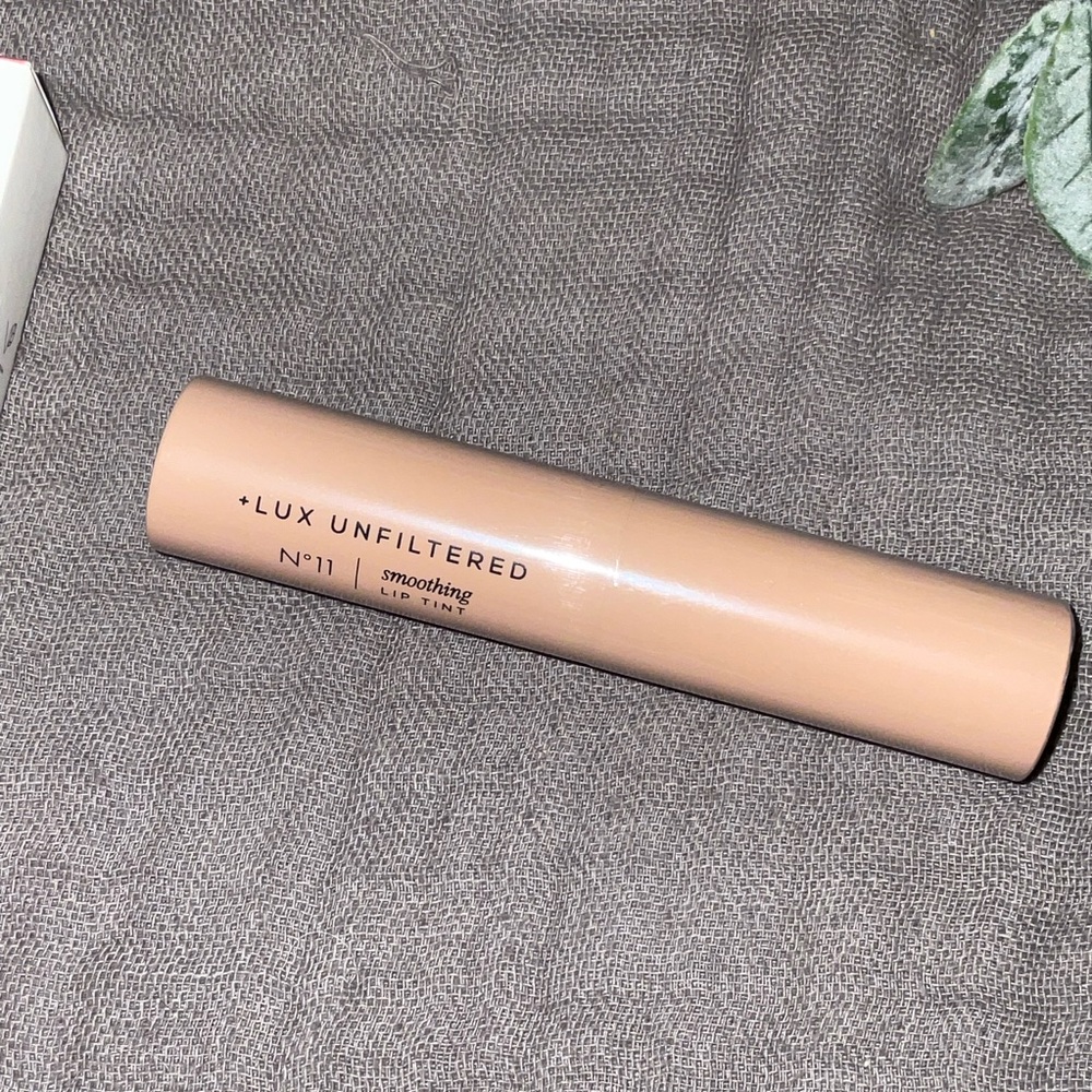 Lux Unfiltered Smoothing Lip Tint